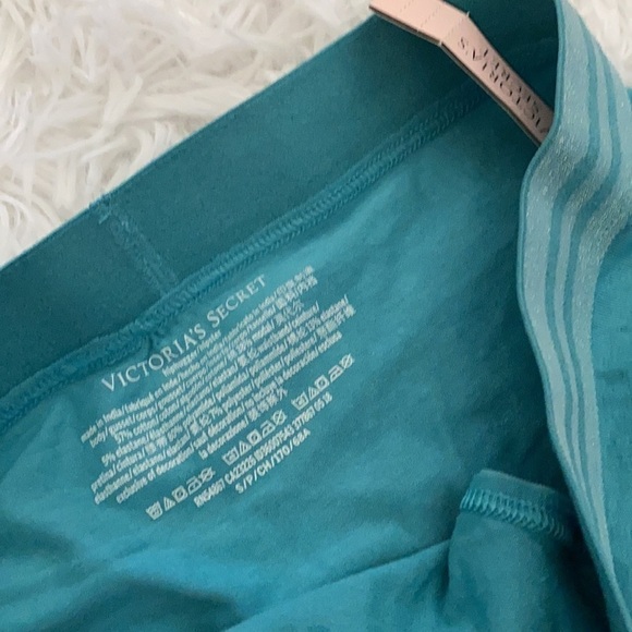 Victoria’s Secret & Pink bikini panty bundle of 2 - Picture 4 of 4